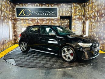 Audi A1 2.0 TFSI 40 S line Competition Sportback S Tronic Euro 6 (s/s) 5