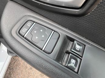 Renault Clio 1.5 dCi Play Euro 6 (s/s) 5dr