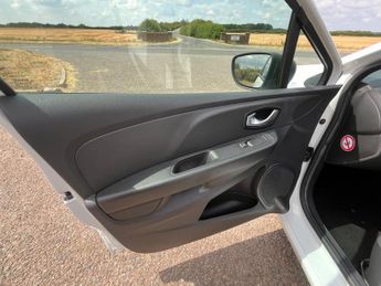 Renault Clio 1.5 dCi Play Euro 6 (s/s) 5dr