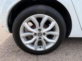 Renault Clio 1.5 dCi Play Euro 6 (s/s) 5dr