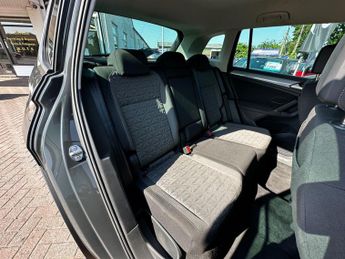 Volkswagen Tiguan 1.5 TSI Life SUV 5dr Petrol DSG Euro 6 (s/s) (150 ps)