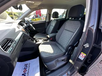 Volkswagen Tiguan 1.5 TSI Life SUV 5dr Petrol DSG Euro 6 (s/s) (150 ps)