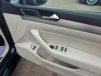 Volkswagen Passat 1.4 TSI GTE Advance DSG Euro 6 (s/s) 5dr