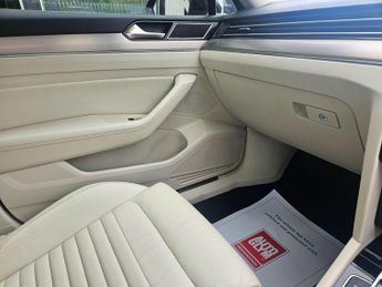 Volkswagen Passat 1.4 TSI GTE Advance DSG Euro 6 (s/s) 5dr