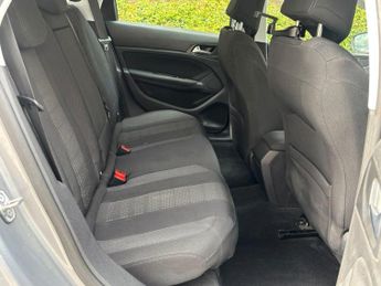 Peugeot 308 SW 1.2 PureTech Allure EAT Euro 6 (s/s) 5dr