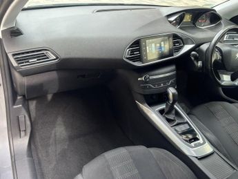 Peugeot 308 SW 1.2 PureTech Allure EAT Euro 6 (s/s) 5dr