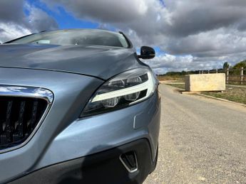 Volvo V40 Cross Country 1.5 T3 Nav Plus Auto Euro 6 (s/s) 5dr