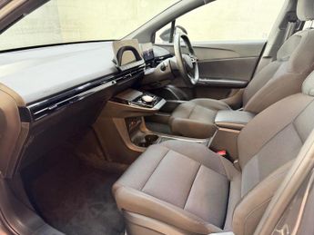 MG MG4 51kWh SE Auto 5dr