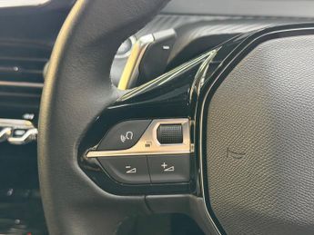 Peugeot 2008 1.2 PureTech Allure EAT Euro 6 (s/s) 5dr