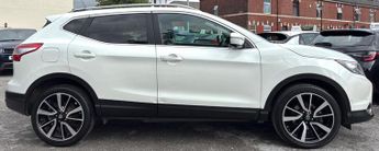 Nissan Qashqai 1.6 dCi Tekna XTRON 2WD Euro 5 (s/s) 5dr