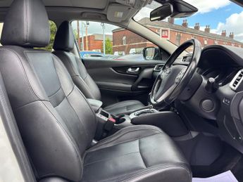 Nissan Qashqai 1.6 dCi Tekna XTRON 2WD Euro 5 (s/s) 5dr