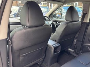 Nissan Qashqai 1.6 dCi Tekna XTRON 2WD Euro 5 (s/s) 5dr
