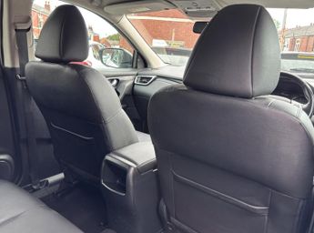 Nissan Qashqai 1.6 dCi Tekna XTRON 2WD Euro 5 (s/s) 5dr
