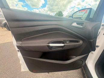 Ford Grand C-Max 1.5 TDCi Zetec Euro 6 (s/s) 5dr