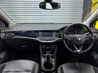 Vauxhall Astra 1.6 CDTi BlueInjection Elite Euro 6 (s/s) 5dr