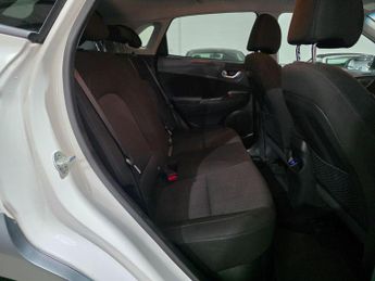 Hyundai KONA 1.6 h-GDi Premium DCT Euro 6 (s/s) 5dr