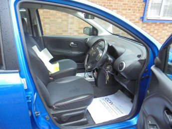 Nissan Note 1.6 16V Tekna Auto Euro 4 5dr