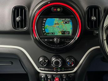MINI Countryman 2.0 Cooper SD Steptronic Euro 6 (s/s) 5dr