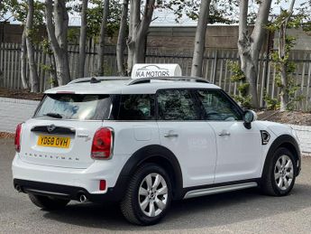 MINI Countryman 2.0 Cooper SD Steptronic Euro 6 (s/s) 5dr