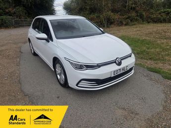 Volkswagen Golf TDi 2.0 TDI Life DSG Euro 6 (s/s) 5dr