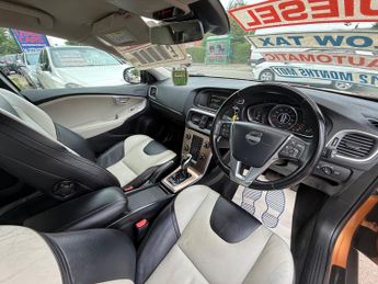 Volvo V40 Cross Country 1.6 D2 Lux Powershift Euro 5 (s/s) 5dr