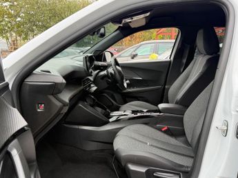 Peugeot 2008 1.2 PureTech Allure EAT Euro 6 (s/s) 5dr