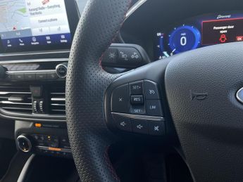 Ford Kuga ST-LINE X PHEV CVT