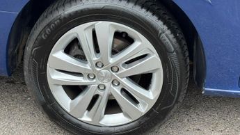 Peugeot Traveller 2.0 BlueHDi Allure Long MPV 5dr Diesel EAT8 LWB Euro 6 (s/s) (18