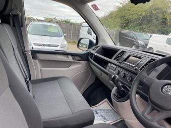 Volkswagen Transporter 2.0 TDI T30 Startline FWD SWB Euro 6 (s/s) 5dr
