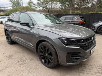 Volkswagen Touareg 3.0 TSI V6 Black Edition Tiptronic 4Motion Euro 6 (s/s) 5dr