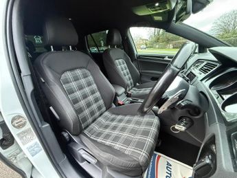 Volkswagen Golf 2.0 TDI BlueMotion Tech GTD DSG Euro 6 (s/s) 5dr