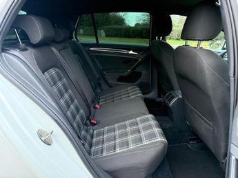Volkswagen Golf 2.0 TDI BlueMotion Tech GTD DSG Euro 6 (s/s) 5dr