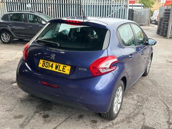 Peugeot 208 1.2 VTi Active Euro 5 5dr