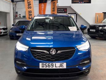 Vauxhall Grandland X 1.2 Turbo SE Auto Euro 6 (s/s) 5dr