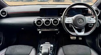 Mercedes-Benz A Class 1.3 A180 AMG Line 7G-DCT Euro 6 (s/s) 4dr