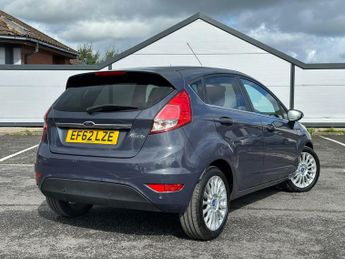 Ford Fiesta 1.6 Titanium Powershift Euro 5 5dr