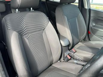 Ford Fiesta 1.6 Titanium Powershift Euro 5 5dr