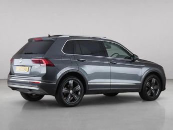 Volkswagen Tiguan 2.0 TDI BlueMotion Tech SEL SUV 5dr Diesel DSG 4Motion Euro 6 (s