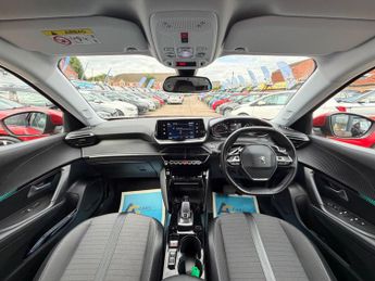 Peugeot 2008 1.2 PureTech Allure SUV 5dr Petrol EAT Euro 6 (s/s) (130 ps)