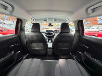 Peugeot 2008 1.2 PureTech Allure SUV 5dr Petrol EAT Euro 6 (s/s) (130 ps)