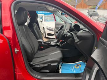 Peugeot 2008 1.2 PureTech Allure SUV 5dr Petrol EAT Euro 6 (s/s) (130 ps)