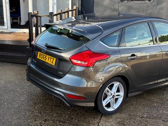 Ford Focus 1.0T EcoBoost Zetec S Euro 6 (s/s) 5dr