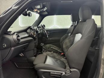 MINI Hatch 1.5 Cooper D Auto Euro 6 (s/s) 3dr