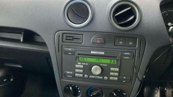 Ford Fusion 1.6 Zetec Climate 5dr