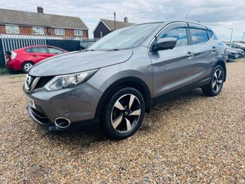 Nissan Qashqai 1.2 DIG-T N-Connecta XTRON 2WD Euro 6 (s/s) 5dr