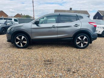 Nissan Qashqai 1.2 DIG-T N-Connecta XTRON 2WD Euro 6 (s/s) 5dr