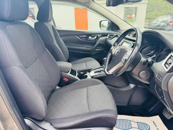 Nissan Qashqai 1.2 DIG-T N-Connecta XTRON 2WD Euro 6 (s/s) 5dr