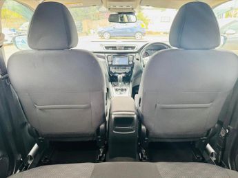 Nissan Qashqai 1.2 DIG-T N-Connecta XTRON 2WD Euro 6 (s/s) 5dr