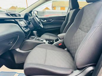 Nissan Qashqai 1.2 DIG-T N-Connecta XTRON 2WD Euro 6 (s/s) 5dr