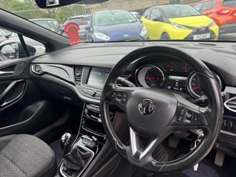 Vauxhall Astra 1.4i SRi Euro 6 5dr